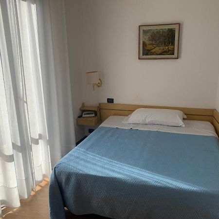 Hotel Angiolino Chianciano Terme Exterior foto